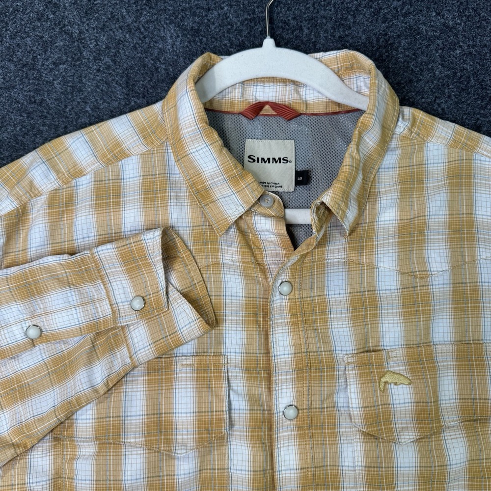 Simms Men's L Plaid Fishing Shirt Pearl Snap Ventilated Long Sleeve Yellow